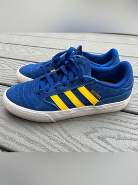 Adidas Busenitz Vulc II sneakers in Collegiate Royal and Bold Gold W7 M6